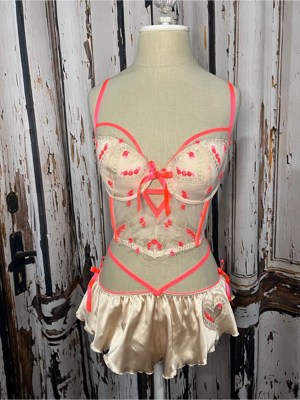 VICTORIA’S SECRET !3 PIECE SET!